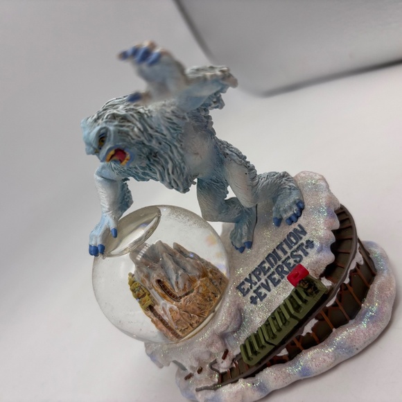 Disney Parks Expedition Everest Yeti Train Mini Water Snow Globe - Picture 7 of 12